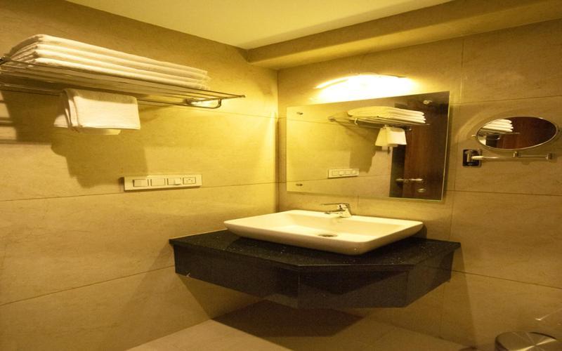 Super Hotel O Nar Comforts Near Ksr Railway Station 벵갈루루 외부 사진