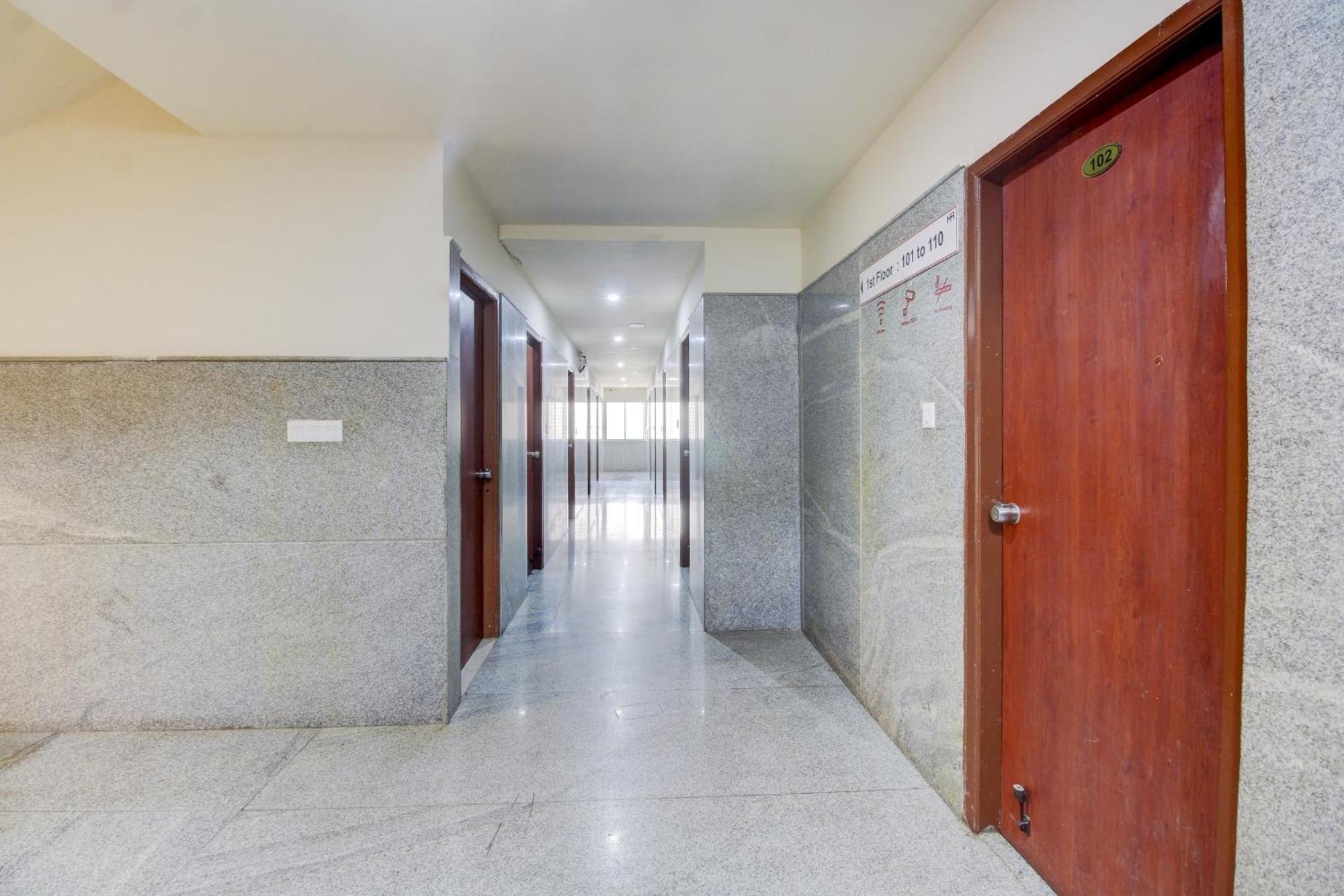 Super Hotel O Nar Comforts Near Ksr Railway Station 벵갈루루 외부 사진